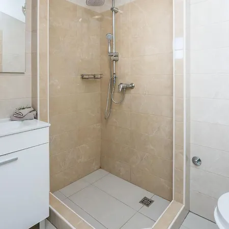 With A Parking Space - 20337 Apartament