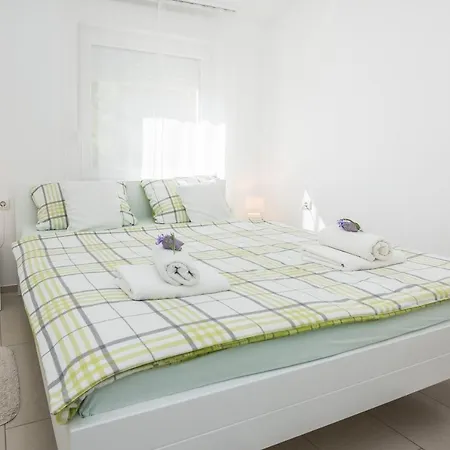 Apartament With A Parking Space - 20337 *