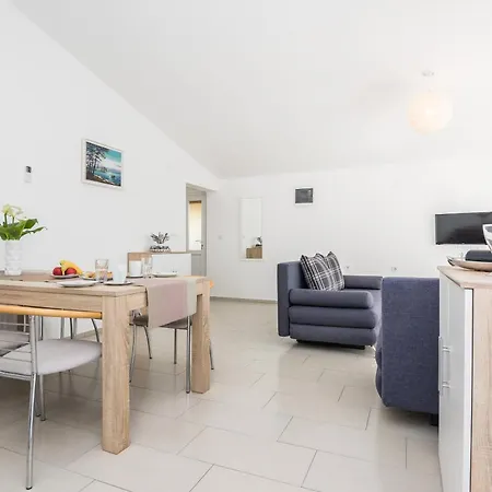 Apartament With A Parking Space - 20337 *